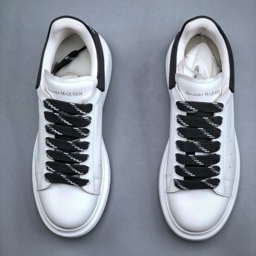 알렉산더 맥퀸(Alexander McQueen) 스니커즈
