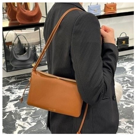 셀린느 트리오 플랩 -탠-