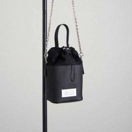 메종 마르지엘라 스몰 5AC 버킷 숄더백