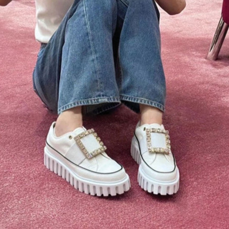 로저비비에 [Rogervivier] 수입프리미엄급 비브 고-틱 스트라스 버클 슬립온 스니커즈 #5512