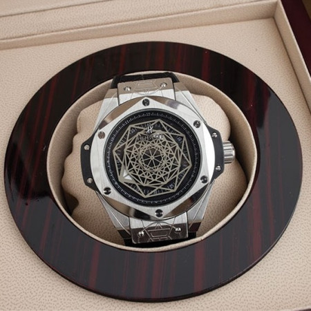 위블로 [Hublot] 빅뱅 상블루 티타늄