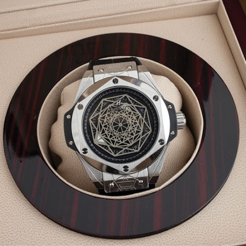 위블로 [Hublot] 빅뱅 상블루 티타늄