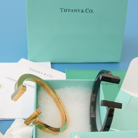 티파니앤코 스퀘어 브레이슬릿 팔찌