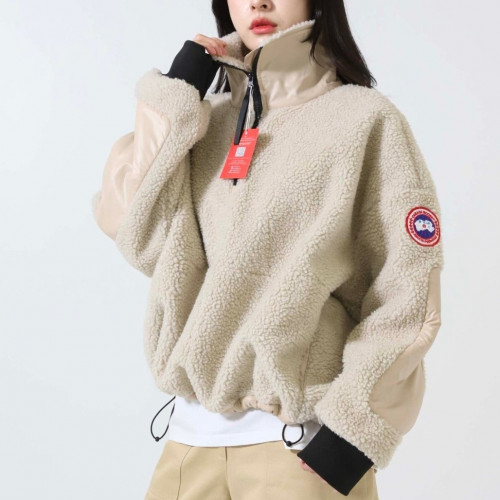 캐나다구스 [ Canada G**se ] 수입 베이지 하트 짚업 스웨터